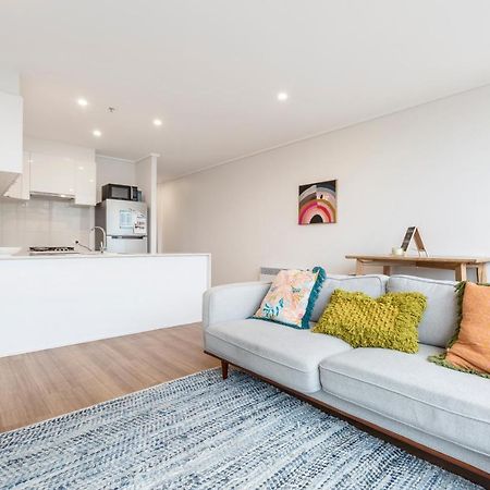 ☆Of Southbank☆Light Filled Apartment☆Huge Private Terrace With City Views☆Parking☆Pool☆Gym☆Wifi Melbourne Bagian luar foto