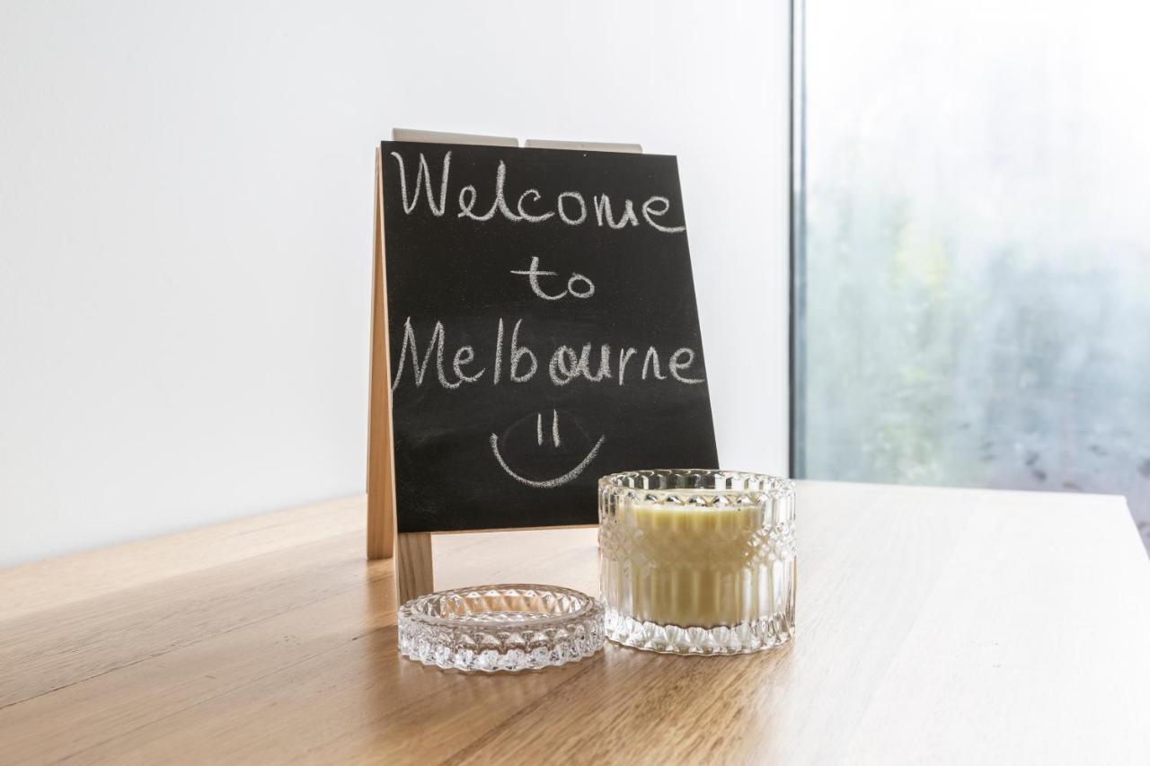 ☆Of Southbank☆Light Filled Apartment☆Huge Private Terrace With City Views☆Parking☆Pool☆Gym☆Wifi Melbourne Bagian luar foto