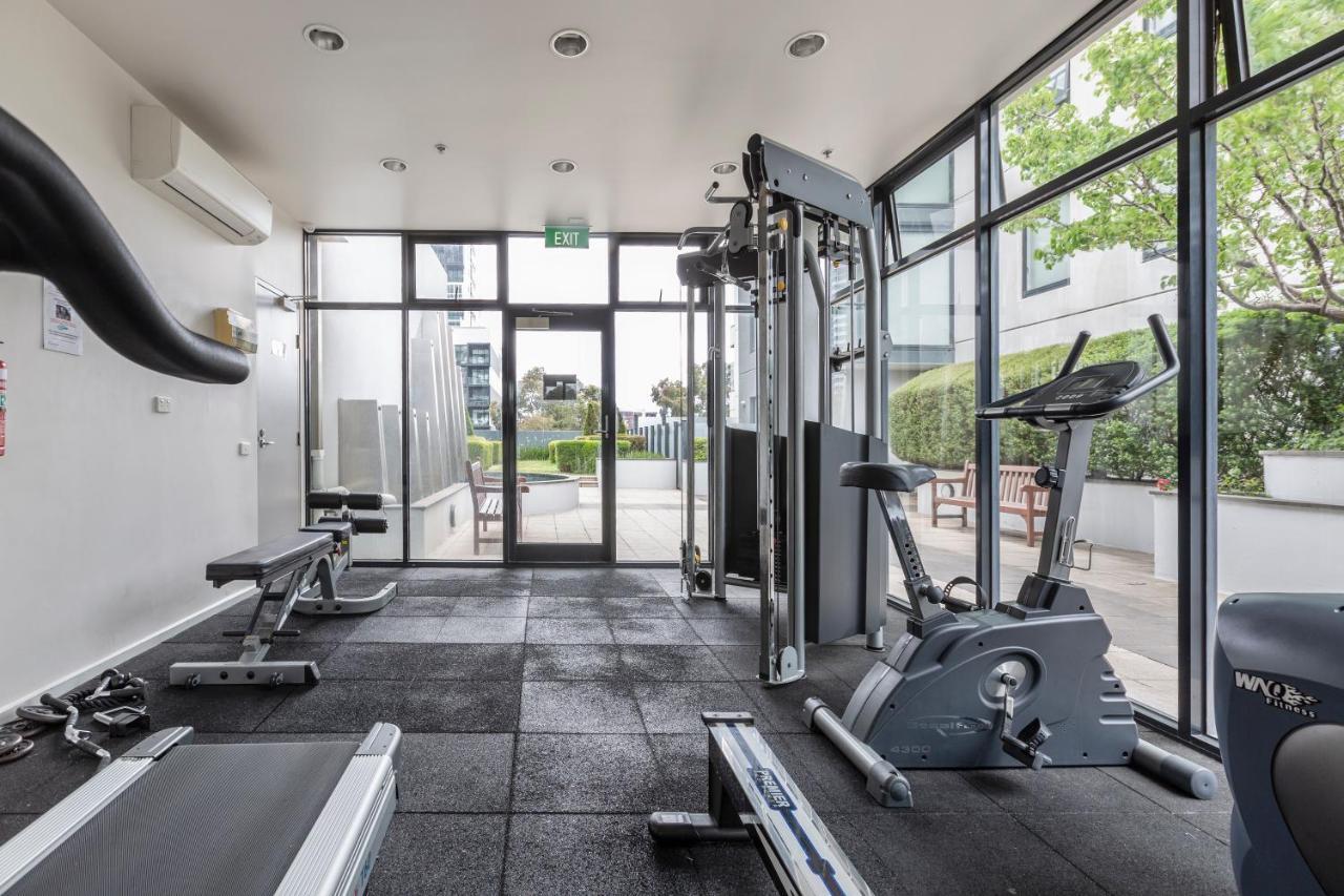 ☆Of Southbank☆Light Filled Apartment☆Huge Private Terrace With City Views☆Parking☆Pool☆Gym☆Wifi Melbourne Bagian luar foto